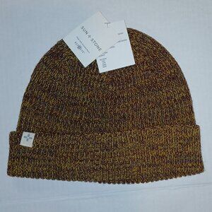 sun + stone	knit beanie
